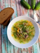 Agurkų ir ančių skrandukų sriuba